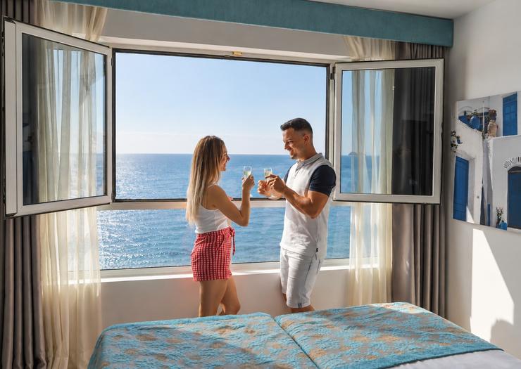 Номер Supreme с Видом на Море по Специальной Цене Villa del Mar Отель Бенидорме Номер Supreme с Видом на Море по Специальной Цене Villa del Mar Отель Бенидорме